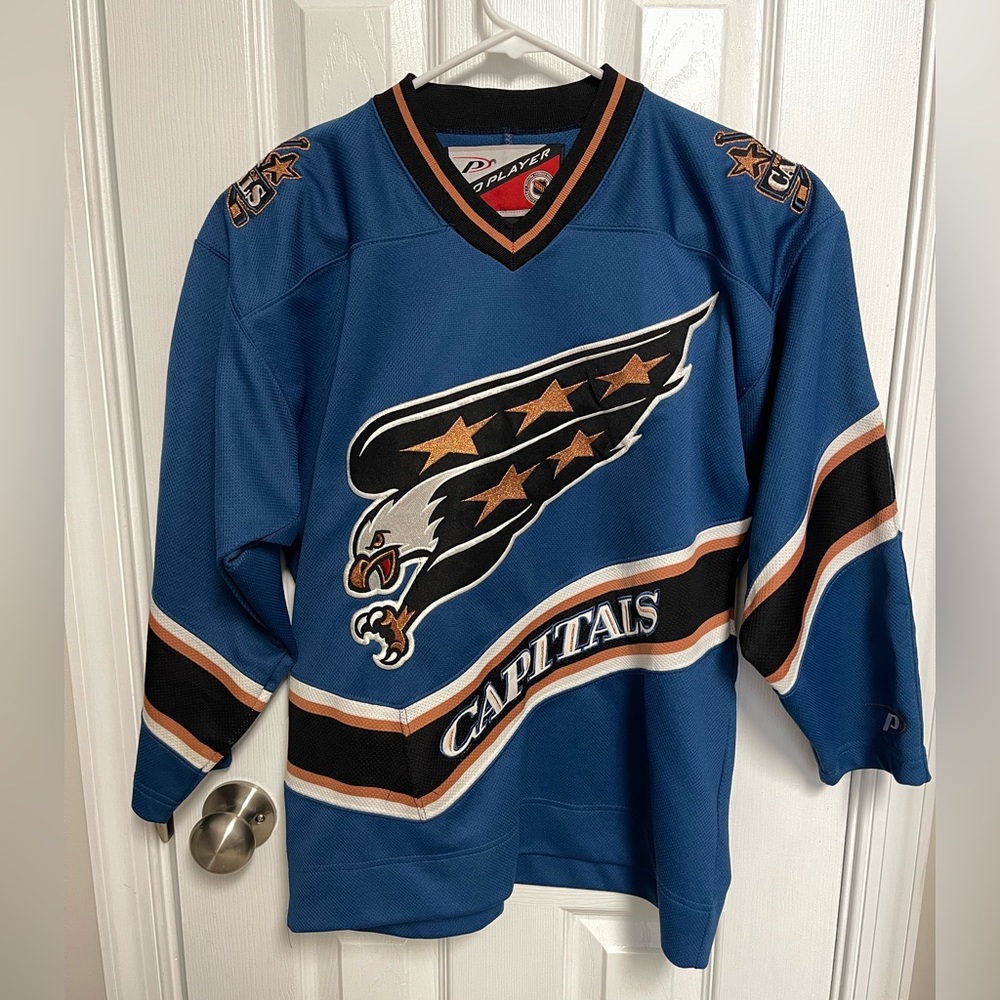 Washington Capitals Screaming Eagle Jersey